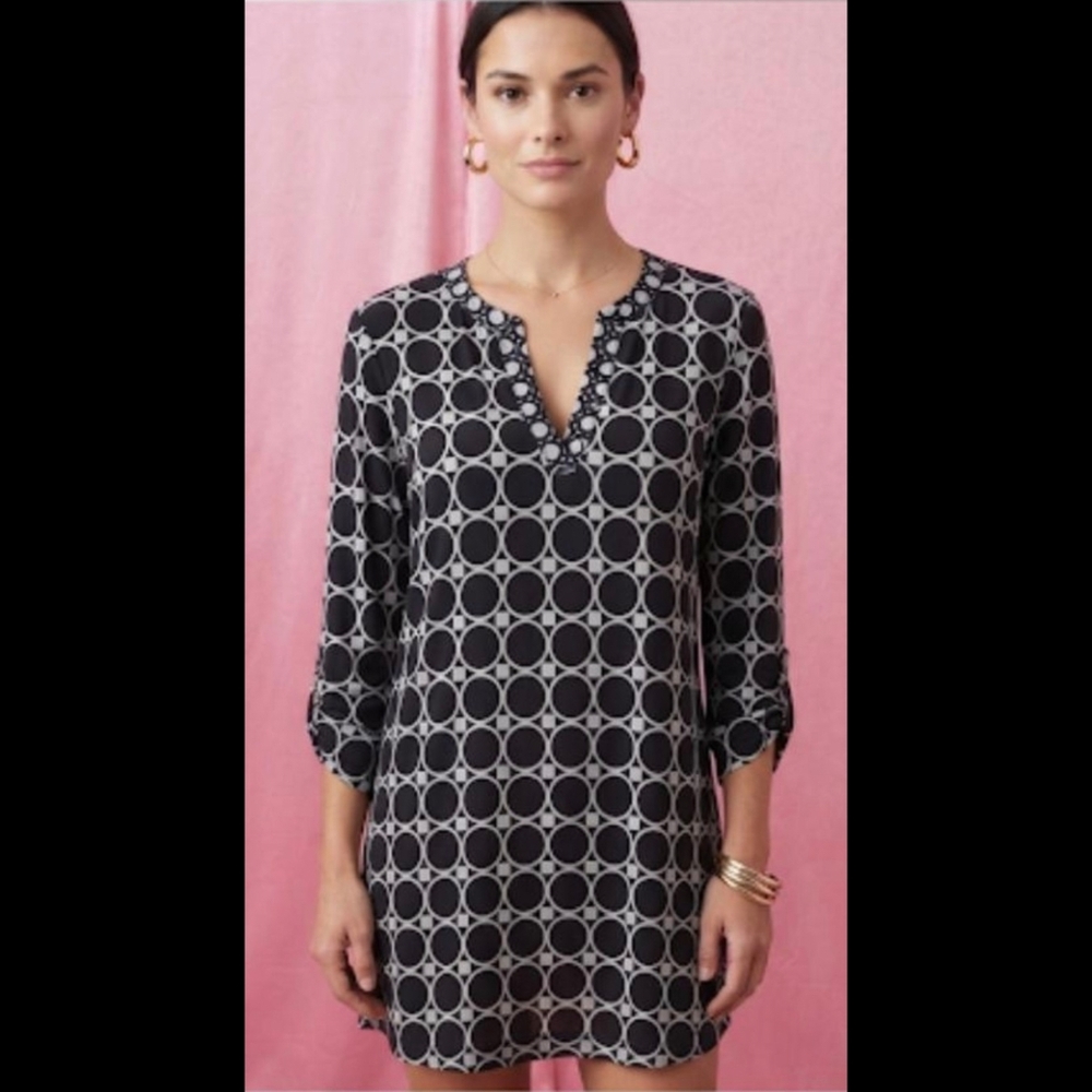 🆕️LISTING!! Monochrome Geometric Print Roll-Tab Sleeve Tunic/Mini Dress